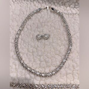 Anne Klein jewelry set